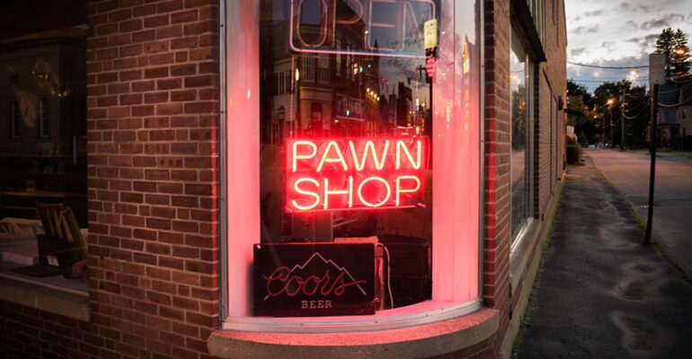 008-Need-To-Borrow-Less-Than-500-Pawn-Shop-or-Payday-Loan-1